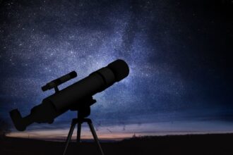 Astronomy vs Astrology