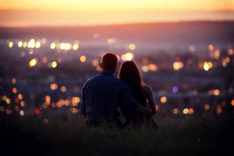 The Perfect First Date According to Your Zodiac Sign