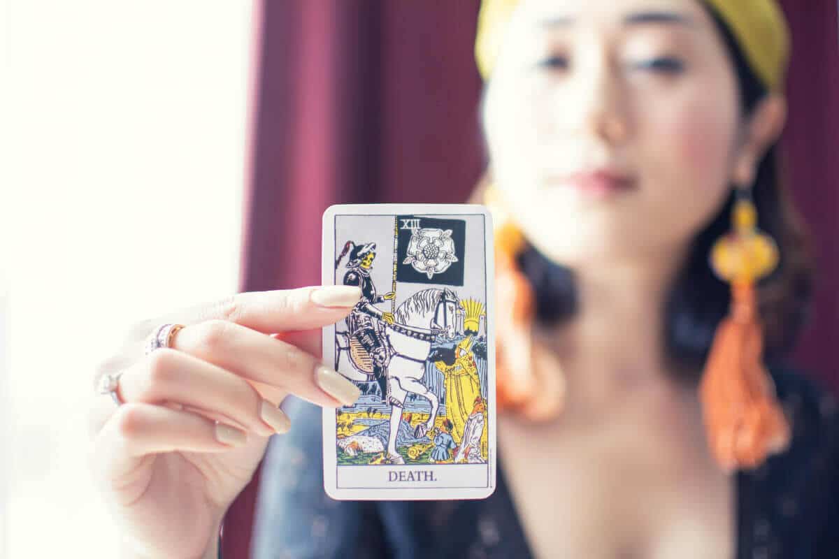 How to Deal with the Death Card in a Reading