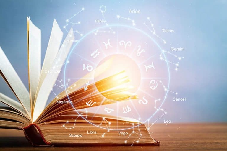 4 Must-Have Books to Start Studying Astrology