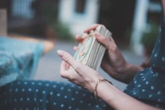 Studying Tarot and the First Steps as a Tarot Reader