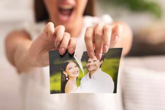 How You Treat Your Ex Based on Your Zodiac Sign