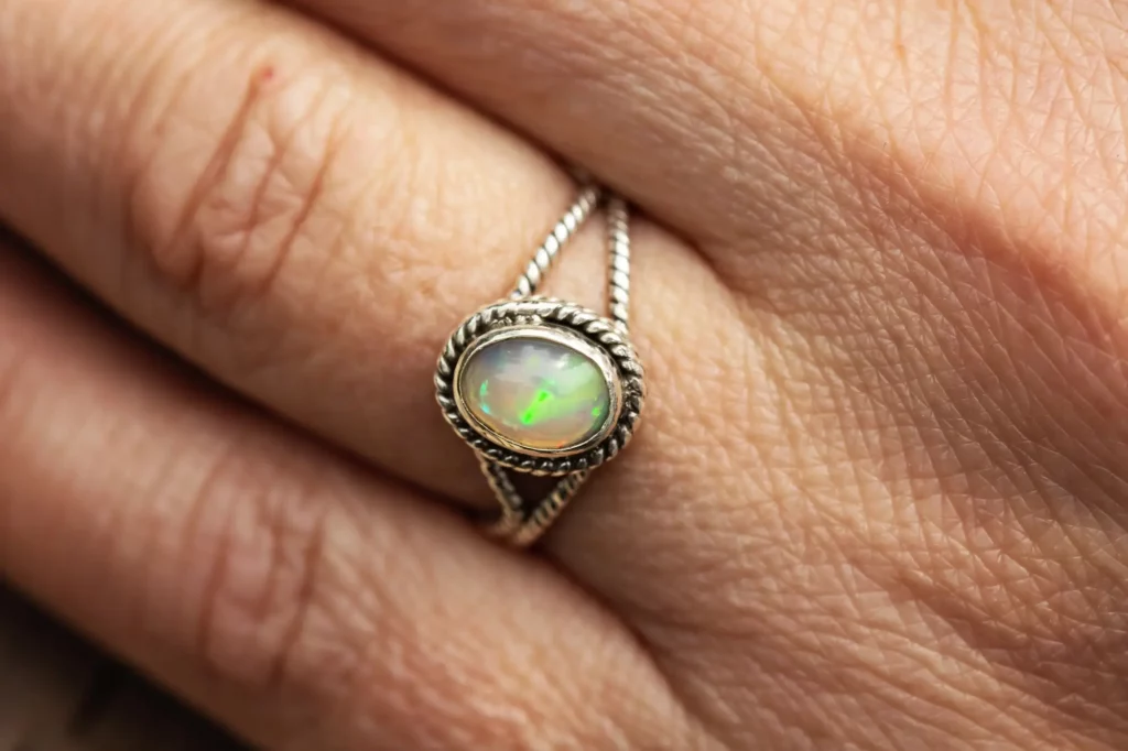 wedding-ring-opal