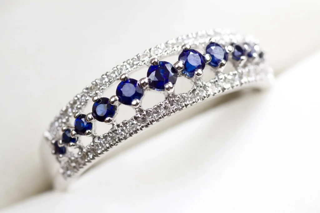 wedding-ring-sapphire