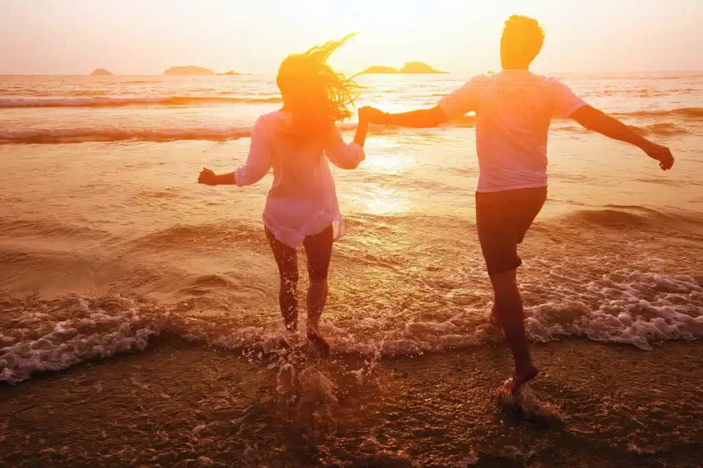 Semiconscious Fantasies and the Power of Romantic Dreams